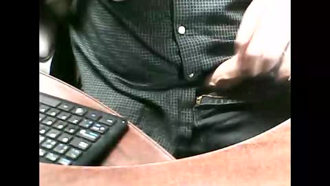 charmeur2672 online show from October 20, 9:43 am