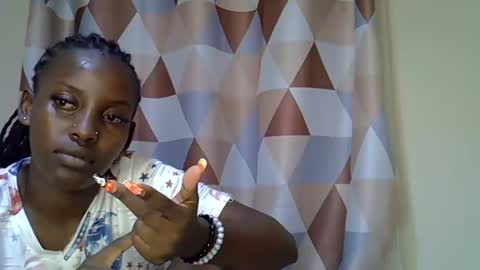 Snapshot of charmingdime chatting on December 4, 4:48 pm charmingdime online show from December 4, 4:48 pm