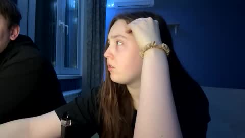 charmingggirl online show from April 20, 8:43 pm