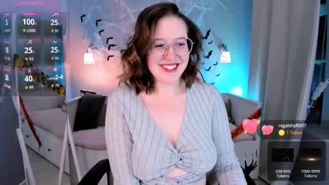 Snapshot of charmygrace chatting on November 2, 11:12 am Grace online show from November 2, 11:12 am