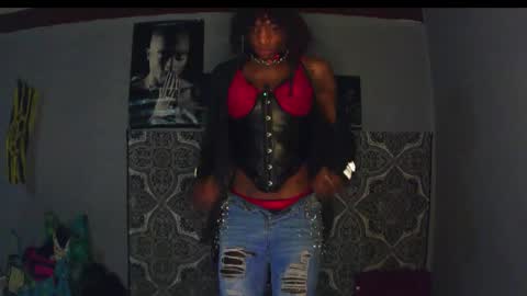 Snapshot of charr1barr chatting on January 16, 6:14 am Miss Chocolate online show from January 16, 6:14 am