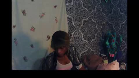 Snapshot of charr1barr chatting on January 31, 10:31 am Miss Chocolate online show from January 31, 10:31 am