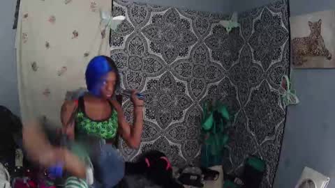 Snapshot of charr1barr chatting on March 6, 6:59 pm Miss Chocolate online show from March 6, 6:59 pm