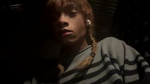 Snapshot of charr1barr chatting on October 6, 3:26 am Miss Chocolate online show from October 6, 3:26 am