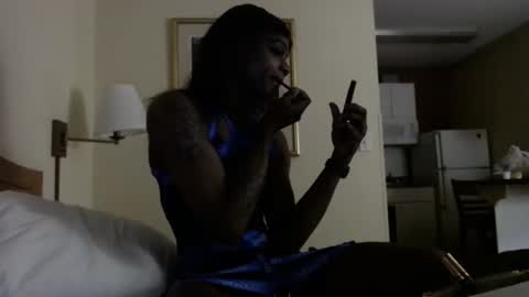 Snapshot of charr1barr chatting on November 28, 10:18 am Miss Chocolate online show from November 28, 10:18 am