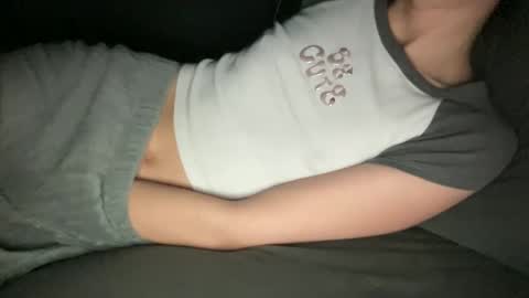 Snapshot of chase_vicky chatting on February 1, 1:12 am Vicky online show from February 1, 1:12 am