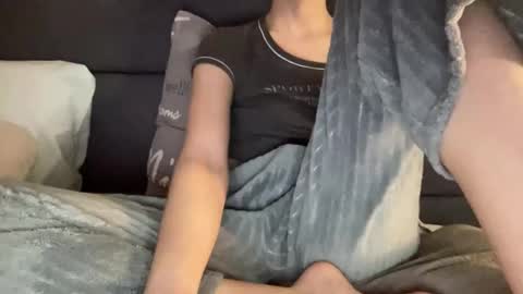 Snapshot of chase_vicky chatting on October 15, 8:31 pm Vicky online show from October 15, 8:31 pm