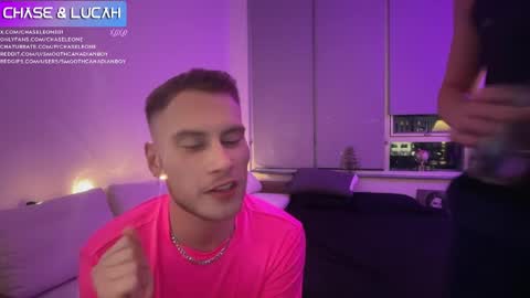 SmoothCanadianBoy online show from April 15, 12:28 am