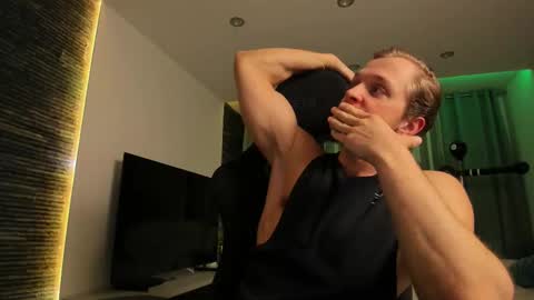 Chase Reed online show from November 20, 9:03 pm