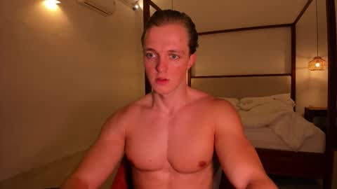 Snapshot of chasereed_ chatting on January 15, 9:18 pm Chase Reed online show from January 15, 9:18 pm