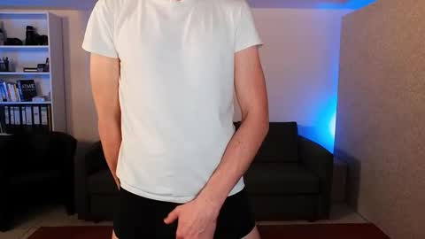 Snapshot of chasingwhiterabbit chatting on February 23, 2:47 pm Chasing Rabbit online show from February 23, 2:47 pm