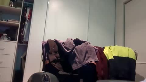 Snapshot of chaterbater79 chatting on November 3, 11:00 am chaterbater79 online show from November 3, 11:00 am