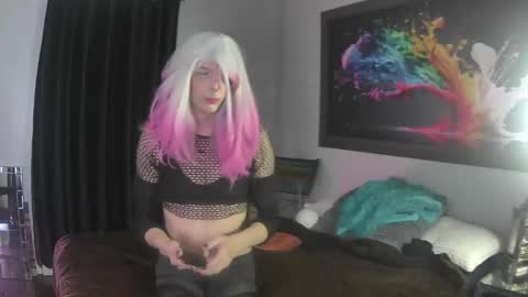 Sarah online show from October 19, 4:13 am