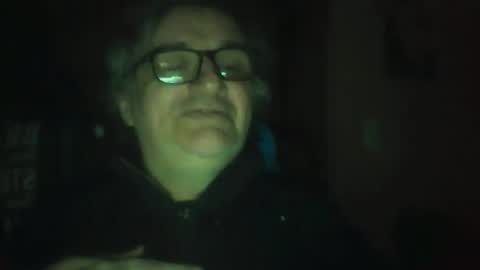 lee online show from March 13, 7:09 pm