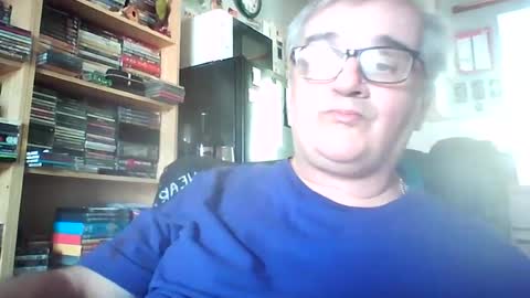 lee online show from July 15, 12:43 pm