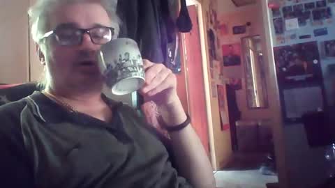 lee online show from August 1, 1:10 pm