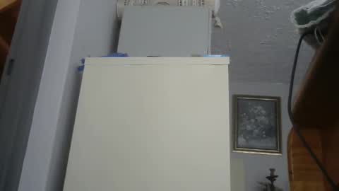 Snapshot of chaturbatordeluxe chatting on December 23, 12:08 pm chaturbatordeluxe online show from December 23, 12:08 pm