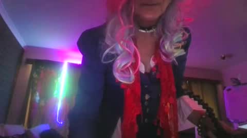 Snapshot of chaturdell9359 chatting on October 15, 2:22 am We Chat online show from October 15, 2:22 am