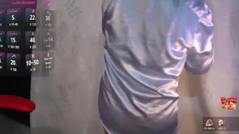 CHAYLA VICTORIA RUIZ  online show from December 23, 10:35 am