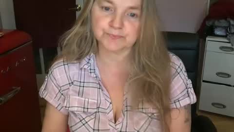 Snapshot of chealsiek chatting on September 25, 1:59 pm chealsiek online show from September 25, 1:59 pm