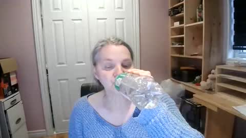 Snapshot of chealsiek chatting on December 17, 8:15 pm chealsiek online show from December 17, 8:15 pm