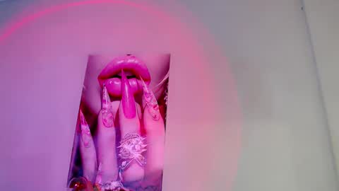 RIVA online show from April 6, 1:12 pm