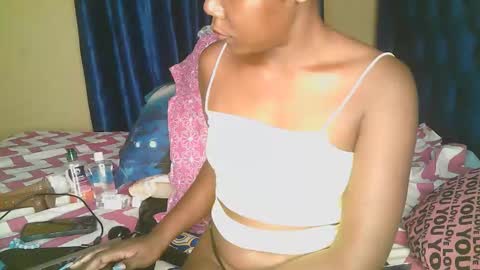 cheekssav8 online show from April 12, 9:31 pm