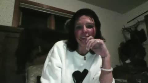 CheekyBee online show from February 12, 3:29 am