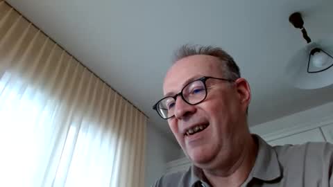 Snapshot of cheer2u chatting on January 16, 3:02 pm cheer2u online show from January 16, 3:02 pm