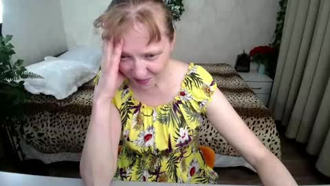 cheerful_madam1 online show from June 3, 10:29 am