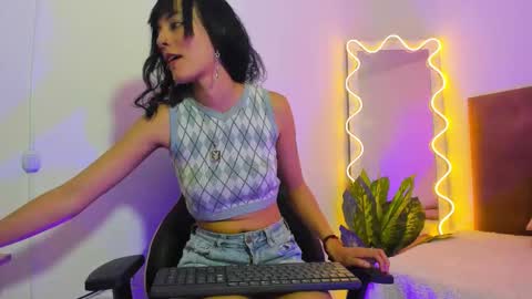 CHERRY  online show from December 2, 7:09 pm