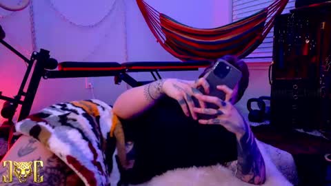 Snapshot of cheetachain chatting on March 2, 5:08 am Cheeta Chain online show from March 2, 5:08 am