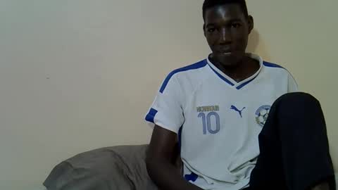 chekyboys_ online show from December 3, 6:21 am