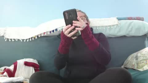 Chelsea online show from February 28, 9:01 pm