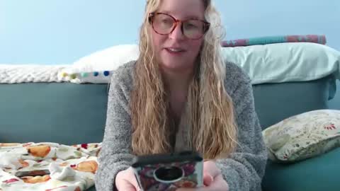 Chelsea online show from March 3, 5:39 pm