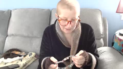 Snapshot of chelseasentra1 chatting on April 22, 3:02 pm Chelsea online show from April 22, 3:02 pm