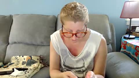 Snapshot of chelseasentra1 chatting on June 9, 3:34 pm Chelsea online show from June 9, 3:34 pm