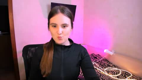 Chelsy  Luxe  online show from July 3, 10:10 am