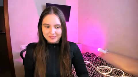 Chelsy  Luxe  online show from July 5, 12:50 am
