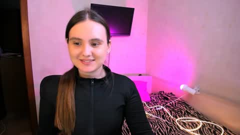 Chelsy  Luxe  online show from July 6, 10:12 am
