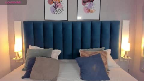   online show from December 10, 8:16 pm