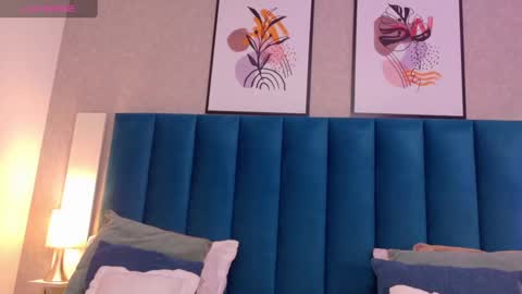   online show from September 30, 7:41 pm