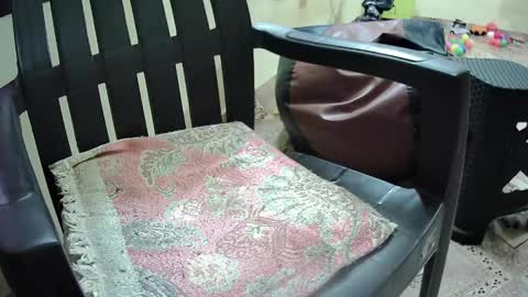 Snapshot of chennaihotboy chatting on February 4, 9:17 am Chennai boy online show from February 4, 9:17 am