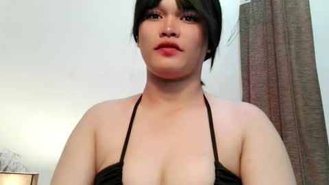 Snapshot of chennybbgirl chatting on November 5, 1:00 pm chenny online show from November 5, 1:00 pm