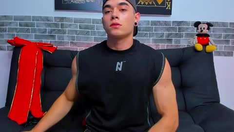 Snapshot of chepe_fit chatting on December 29, 1:56 am chepe vause online show from December 29, 1:56 am