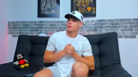 Snapshot of chepe_fit chatting on February 1, 12:07 am chepe vause online show from February 1, 12:07 am