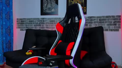 Snapshot of chepe_fit chatting on March 5, 4:13 am chepe vause online show from March 5, 4:13 am