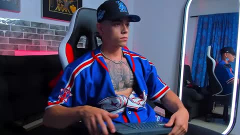 Snapshot of chepe_fit chatting on March 5, 10:21 pm chepe vause online show from March 5, 10:21 pm