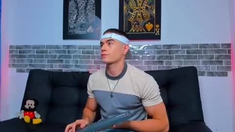 Snapshot of chepe_fit chatting on March 12, 1:36 am chepe vause online show from March 12, 1:36 am