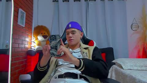 Snapshot of chepe_fit chatting on October 11, 3:28 am chepe vause online show from October 11, 3:28 am